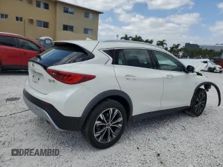 2019 Infiniti QX30 Luxe z VIN SJKCH5CR7KA009141, wystawiony jako Copart lot #53540655 z przebiegiem 47 398 mil mil oraz Nie do naprawy. Historia ofert i sprzedaży dostępna na DreamBid. Obrazek 3.