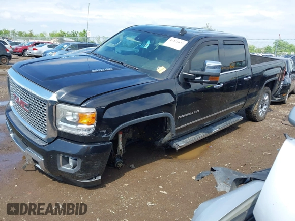 2016 GMC Sierra 2500HD Denali z VIN 1GT12UE84GF259750, wystawiony jako IAAI lot #42221632 z przebiegiem 201 055 mil mil oraz . Historia ofert i sprzedaży dostępna na DreamBid. Obrazek 18.