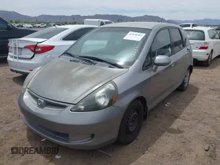 2007 Honda Fit z VIN JHMGD38467S063046, wystawiony jako IAAI lot #42238007 z przebiegiem 171 743 mil mil oraz . Historia ofert i sprzedaży dostępna na DreamBid. Obrazek 6.