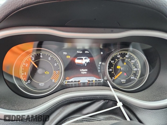 2015 Jeep Cherokee Trailhawk с VIN 1C4PJMBS0FW667593, выставлен на аукционе Copart как лот 63873295 с пробегом 43 351 миль миль и Чистый • Clean title. История ставок и продаж доступна на DreamBid. Изображение 9.