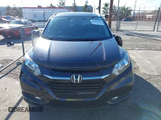 2018 Honda HR-V EX-L Navi with VIN 3CZRU5H70JM702032, listed as a IAAI auction lot 41680864 with 104,092 mi miles. Bid and sale history available at carsss.com. Image 13.