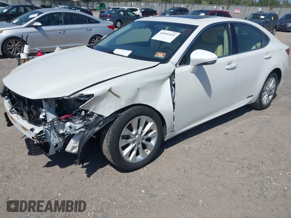 2013 Lexus ES 300h with VIN JTHBW1GG2D2007198, listed as a IAAI auction lot 42051431 with 235,480 mi miles and . Bid and sale history available at DreamBid. Image 19.