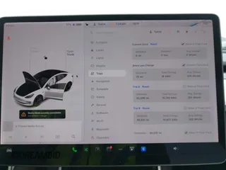 2020 Tesla Model 3 Performance z VIN 5YJ3E1EC4LF625109, wystawiony jako IAAI lot #41735149 z przebiegiem 95 010 mil mil oraz . Historia ofert i sprzedaży dostępna na DreamBid. Obrazek 7.