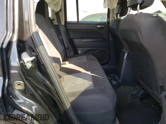 2016 Jeep Patriot Latitude with VIN 1C4NJPFA8GD812287, listed as a Copart auction lot 54760255 with 119,684 mi miles and Salvage title. Bid and sale history available at DreamBid. Image 11.