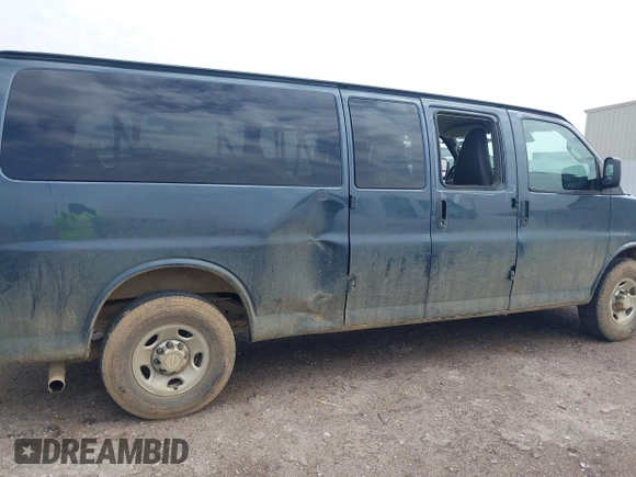 2020 Chevrolet Express Passenger LT с VIN 1GAZGPFG5L1168319, выставлен на аукционе IAAI как лот 41720096 с пробегом 77 030 миль миль и . История ставок и продаж доступна на DreamBid. Изображение 13.