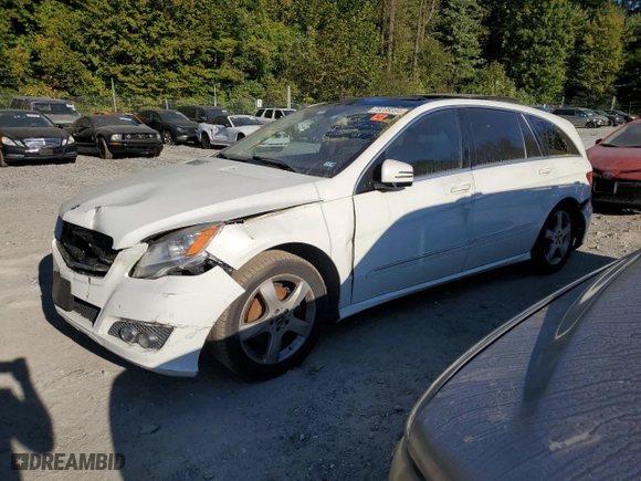 2011 Mercedes-Benz R-Class R 350 with VIN 4JGCB6FE1BA127233, listed as a Copart auction lot 73238394 with 0 mi miles and Salvage Title. Bid and sale history available at carsss.com. Image 1.