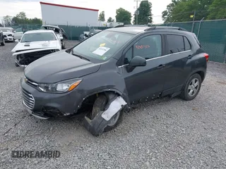 2020 Chevrolet Trax LT with VIN 3GNCJLSB8LL138202, listed as a IAAI auction lot 42431306 with 12,285 mi miles and . Bid and sale history available at DreamBid. Image 18.