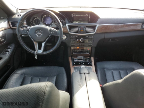 2013 Mercedes-Benz E-Class E 350 Luxury with VIN WDDHF8JB3DA737070, listed as a Copart auction lot 49237955 with 164,646 mi miles and Salvage Title. Bid and sale history available at carsss.com. Image 8.