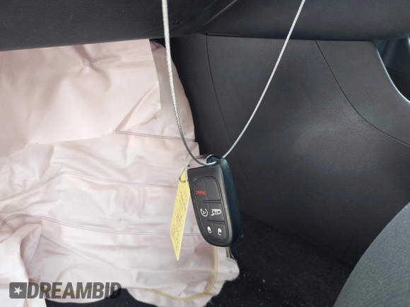 2018 Jeep Cherokee Latitude Plus с VIN 1C4PJLLB7JD573322, выставлен на аукционе IAAI как лот 42162841 с пробегом 81 938 миль миль и . История ставок и продаж доступна на DreamBid. Изображение 11.