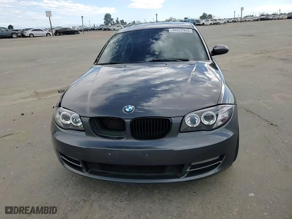 2008 BMW 1 Series 128i SULEV with VIN WBAUP93548VF47618, listed as a Copart auction lot 44022955 with 118,160 mi miles and Salvage Title. Bid and sale history available at carsss.com. Image 10.