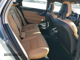 2018 Volvo S90 Momentum with VIN LVY102AK5JP049700, listed as a Copart auction lot 41917964 with 53,120 mi miles. Bid and sale history available at carsss.com. Image 10.