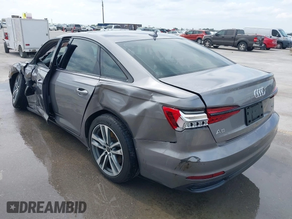 2021 Audi A6 Premium Plus z VIN WAUE3AF21MN046096, wystawiony jako IAAI lot #42140968 z przebiegiem 56 753 mil mil oraz . Historia ofert i sprzedaży dostępna na DreamBid. Obrazek 3.