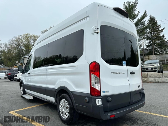 2018 Ford Transit с VIN 1FDZX2XM0JKB25878, выставлен на аукционе Copart как лот 55781625 с пробегом 159 495 миль миль и Чистый • Clean title. История ставок и продаж доступна на DreamBid. Изображение 2.