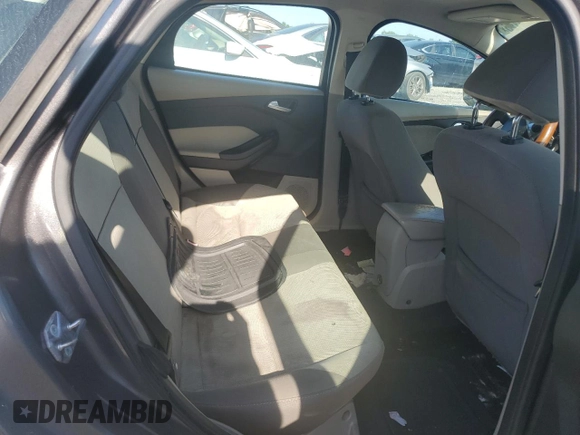 2014 Ford Focus SE with VIN 1FADP3F24EL359709, listed as a Copart auction lot 52208125 with 133,643 mi miles and Clean Title. Bid and sale history available at carsss.com. Image 10.
