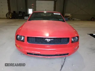 2005 Ford Mustang Deluxe with VIN 1ZVFT84N355203607, listed as a Copart auction lot 53994625 with 179,154 mi miles and Clean Title. Bid and sale history available at carsss.com. Image 5.