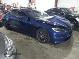 2022 Tesla Model S z VIN 5YJSA1E57NF476108, wystawiony jako IAAI lot #41573712 z przebiegiem Nie podano mil oraz . Historia ofert i sprzedaży dostępna na DreamBid. Obrazek 1.