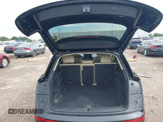 2021 Audi Q5 Premium z VIN WA1AAAFYXM2004808, wystawiony jako IAAI lot #42451719 z przebiegiem 123 537 mil mil oraz . Historia ofert i sprzedaży dostępna na DreamBid. Obrazek 20.