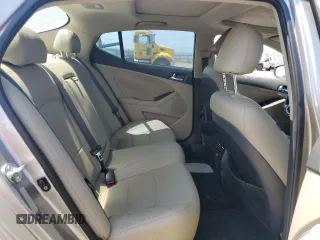 2013 Kia Optima EX z VIN KNAGM4AD2D5039495, wystawiony jako Copart lot #59631305 z przebiegiem Nie podano mil oraz Szkoda całkowita • Salvage title. Historia ofert i sprzedaży dostępna na DreamBid. Obrazek 10.