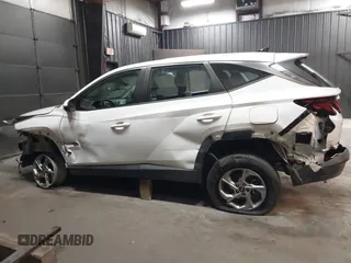 2024 Hyundai Tucson SE with VIN 5NMJACDE0RH418046, listed as a IAAI auction lot 41653772 with 6,235 mi miles. Bid and sale history available at carsss.com. Image 15.