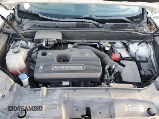 2019 Lincoln Nautilus Standard with VIN 2LMPJ6J98KBL10930, listed as a Copart auction lot 80288914 with 24,545 mi miles and Non repairable. Bid and sale history available at DreamBid. Image 12.