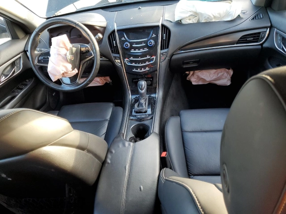 2015 Cadillac ATS Standard RWD z VIN 1G6AA5RAXF0107983, wystawiony jako Copart lot #74999034 z przebiegiem 189 585 mil mil oraz Szkody całkowita. Historia ofert i sprzedaży dostępna na DreamBid. Obrazek 8.