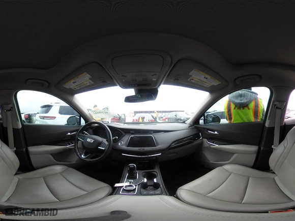 2020 Cadillac XT4 FWD Premium Luxury with VIN 1GYFZCR48LF142955, listed as a IAAI auction lot 41255161 with 39,830 mi miles. Bid and sale history available at carsss.com. Image 18.