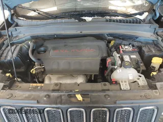2017 Jeep Renegade Latitude with VIN ZACCJBBB4HPF21586, listed as a IAAI auction lot 41563503 with 134,606 mi miles. Bid and sale history available at carsss.com. Image 10.