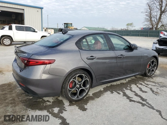 2023 Alfa Romeo Giulia Veloce with VIN ZARFANBN2P7670539, listed as a Copart auction lot 51078645 with 53,270 mi miles and Clean title. Bid and sale history available at DreamBid. Image 3.