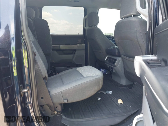 2021 Ford F-150 XL z VIN 1FTEW1CP2MKD90239, wystawiony jako IAAI lot #42342376 z przebiegiem 78 025 mil mil oraz . Historia ofert i sprzedaży dostępna na DreamBid. Obrazek 8.