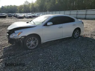 2014 Nissan Maxima SV z VIN 1N4AA5AP3EC915057, wystawiony jako Copart lot #49204885 z przebiegiem 41 447 mil mil oraz Szkoda całkowita • Salvage title. Historia ofert i sprzedaży dostępna na DreamBid. Obrazek 1.
