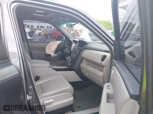 2015 Honda Pilot SE z VIN 5FNYF3H35FB034592, wystawiony jako IAAI lot #42133579 z przebiegiem 108 980 mil mil oraz . Historia ofert i sprzedaży dostępna na DreamBid. Obrazek 5.