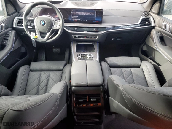 2024 BMW X5 xDrive40i with VIN 5UX23EU00R9U62752, listed as a Copart auction lot 85104184 with 23,547 mi miles and Salvage Title. Bid and sale history available at carsss.com. Image 8.