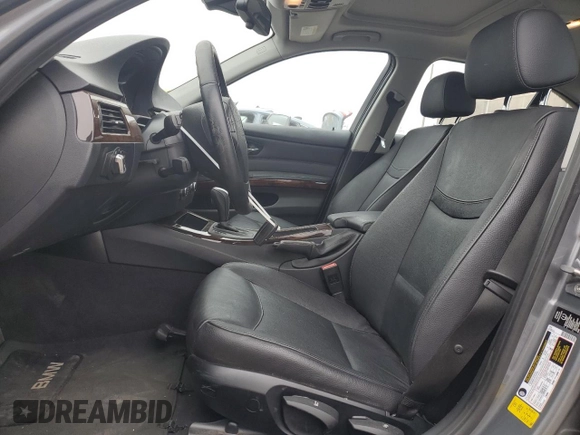 2011 BMW 3 Series 328i with VIN WBAPH7C54BE674355, listed as a Copart auction lot 48977585 with 88,778 mi miles and Clean Title. Bid and sale history available at DreamBid. Image 7.