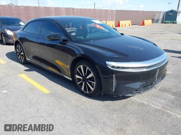 2023 Lucid Air Pure z VIN 50EA1PFA6PA009358, wystawiony jako IAAI lot #41950291 z przebiegiem 54 526 mil mil oraz . Historia ofert i sprzedaży dostępna na DreamBid. Obrazek 1.