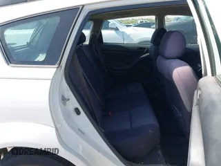 2004 Pontiac Vibe with VIN 5Y2SL62814Z428263, listed as a IAAI auction lot 42304128 with 180,004 mi miles and . Bid and sale history available at DreamBid. Image 8.
