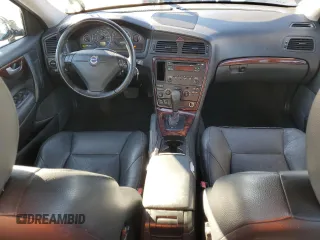 2005 Volvo S60 with VIN YV1RH592852481400, listed as a Copart auction lot 83910214 with 157,781 mi miles and Salvage Title. Bid and sale history available at carsss.com. Image 8.