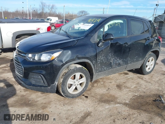 2019 Chevrolet Trax LS with VIN 3GNCJNSB8KL324963, listed as a IAAI auction lot 41690924 with 81,229 mi miles. Bid and sale history available at carsss.com. Image 17.
