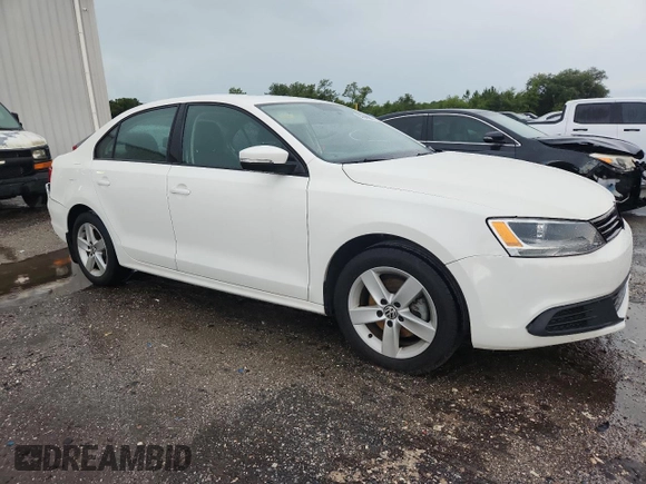 2012 Volkswagen Jetta TDI w/Premium & Nav с VIN 3VWLL7AJ3CM088190, выставлен на аукционе Copart как лот 63841905 с пробегом Не указан миль и Списание • Salvage title. История ставок и продаж доступна на DreamBid. Изображение 4.