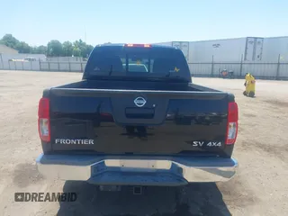2017 Nissan Frontier SV with VIN 1N6AD0EV3HN742112, listed as a IAAI auction lot 42471827 with 121,055 mi miles and . Bid and sale history available at DreamBid. Image 17.