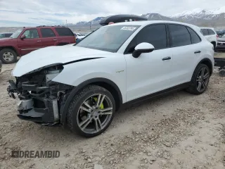 2019 Porsche Cayenne E-Hybrid с VIN WP1AE2AY4KDA51145, выставлен на аукционе Copart как лот 46453784 с пробегом 41 122 миль миль и Списание • Salvage title. История ставок и продаж доступна на DreamBid. Изображение 1.