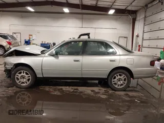 1995 Toyota Camry LE with VIN 4T1GK12E5SU080734, listed as a IAAI auction lot 41738102 with 211,559 mi miles. Bid and sale history available at carsss.com. Image 15.