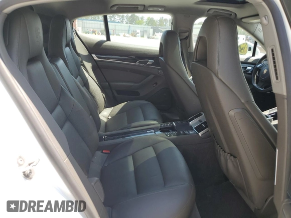 2016 Porsche Panamera 4 with VIN WP0AA2A75GL005969, listed as a Copart auction lot 53446525 with 185,259 mi miles and Clean title. Bid and sale history available at DreamBid. Image 10.