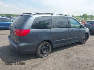 2007 Toyota Sienna CE with VIN 5TDZK23C77S030350, listed as a IAAI auction lot 42231747 with 218,321 mi miles and . Bid and sale history available at carsss.com. Image 4.