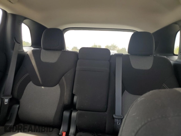 2018 Jeep Cherokee Latitude with VIN 1C4PJLCB4JD573908, listed as a Copart auction lot 51407575 with 86,509 mi miles and Salvage Title. Bid and sale history available at carsss.com. Image 10.