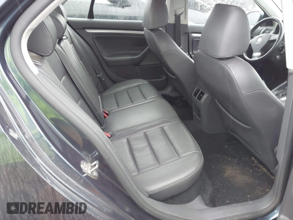 2009 Volkswagen Jetta SE с VIN 3VWRM71K19M173800, выставлен на аукционе IAAI как лот 42236884 с пробегом 147 276 миль миль и . История ставок и продаж доступна на DreamBid. Изображение 8.