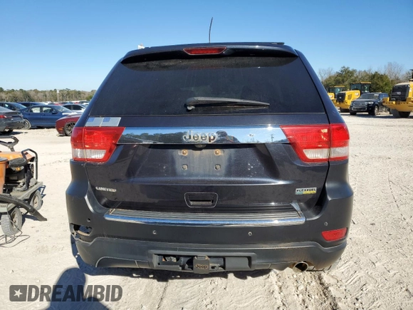 2013 Jeep Grand Cherokee Limited with VIN 1C4RJEBG2DC642672, listed as a Copart auction lot 87717305 with 253,878 mi miles and Salvage Title. Bid and sale history available at carsss.com. Image 6.