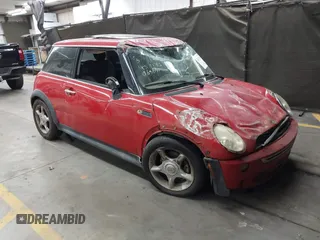 2005 MINI Hardtop with VIN WMWRC33485TJ63691, listed as a IAAI auction lot 42672066 with 183,614 mi miles and . Bid and sale history available at DreamBid. Image 1.