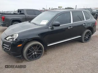 2010 Porsche Cayenne z VIN WP1AA2AP3ALA01666, wystawiony jako IAAI lot #41621362 z przebiegiem 180 966 mil mil oraz . Historia ofert i sprzedaży dostępna na DreamBid. Obrazek 18.