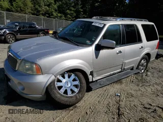 2004 Lincoln Navigator Luxury with VIN 5LMFU28R34LJ00328, listed as a Copart auction lot 69511894 with 120,338 mi miles and Salvage Title. Bid and sale history available at carsss.com. Image 1.
