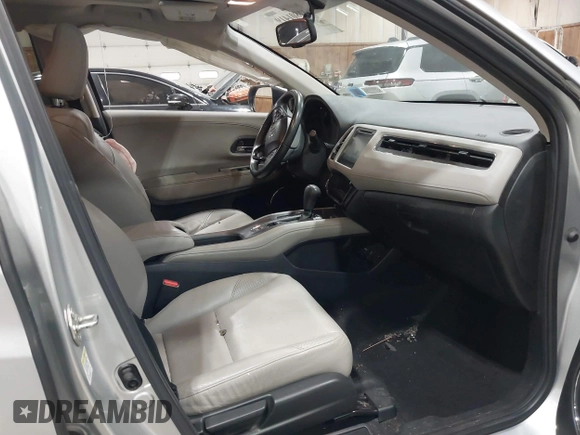 2016 Honda HR-V EX-L w/Navi with VIN 3CZRU6H7XGM711089, listed as a IAAI auction lot 41801419 with 68,983 mi miles. Bid and sale history available at carsss.com. Image 5.